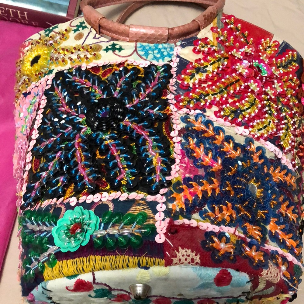 Purse - Picture 2 of 3